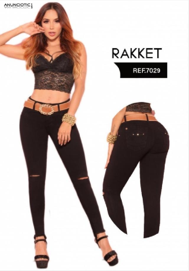 Lo &uacute;ltimo en pantalones levanta cola