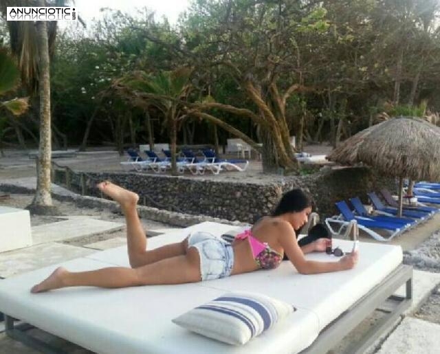 Hola soy sara busco hombres maduros soy colombiana vivo en espa&ntilde;a 