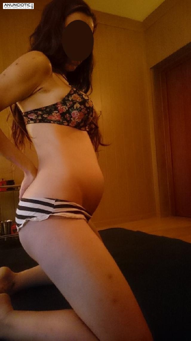 TE GUSTA LAS CHICAS EMBARAZADAS? JOVENCITA DE 4 MESES. CO&Ntilde;ITO SUCCIONADOR