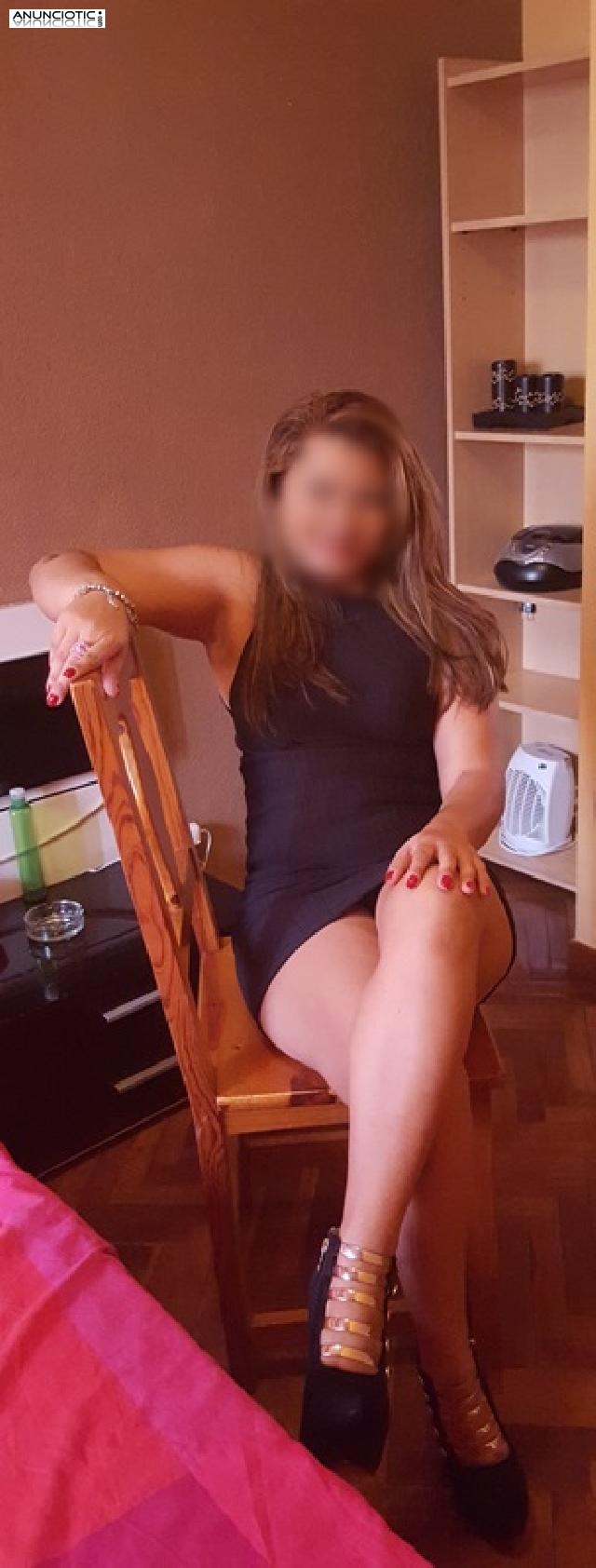 KELY  UNA  BRASILE&Ntilde;A  FOGOSA Y ARDIENTE    