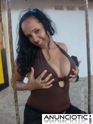 SEDUCTOR  VIERNES CALENTITO , &iquest;QUE TAL  UN TRIO? 