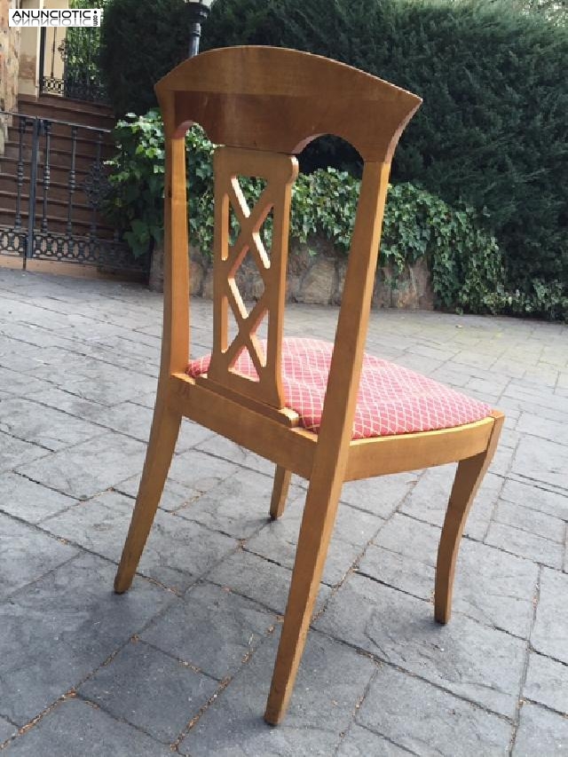 Se venden sillas para hosteler&iacute;a