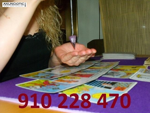 VIDENTE Y TAROTISTA PRESENCIAL 25 �