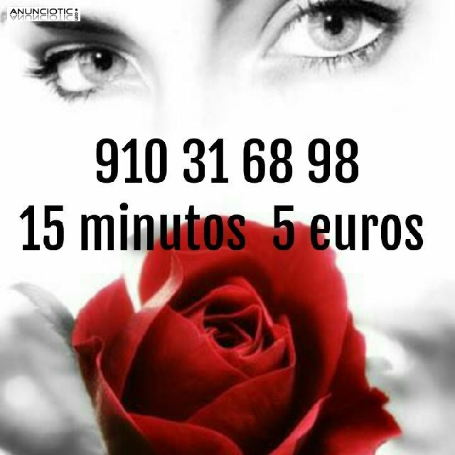 Tarotistas con a&ntilde;os de experiencia y videntes 15 minutos 5 euros 