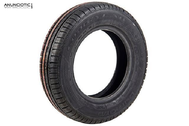 Neum&aacute;tico goodyear 15580r13