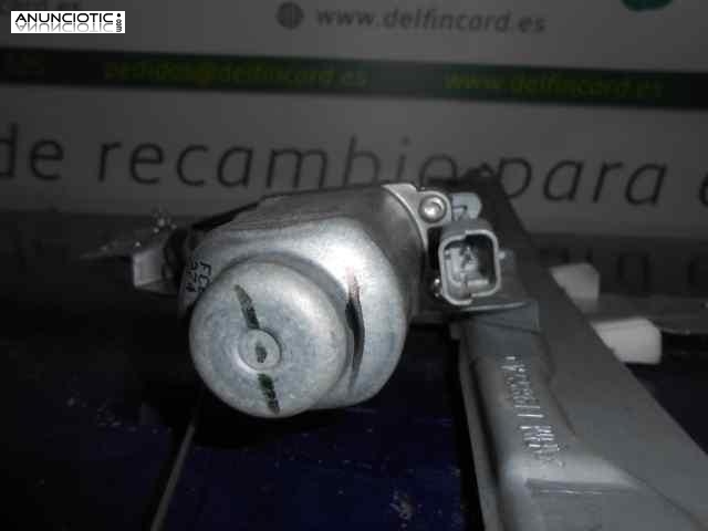 Elevalunas delantero derecho 3352246