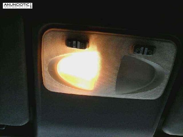 Luz interior fiat doblo-418587