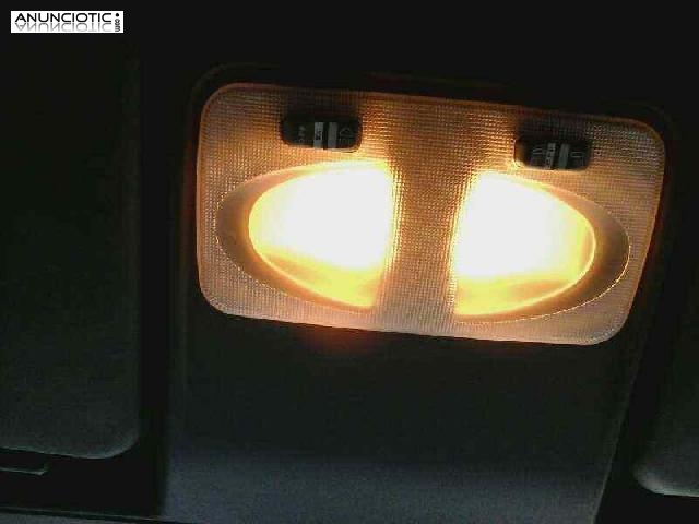 Luz interior fiat doblo-418587