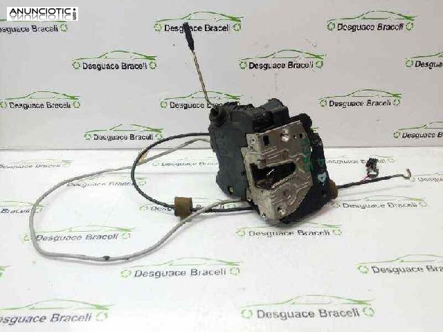 Cerradura puerta del. der. mercedes
