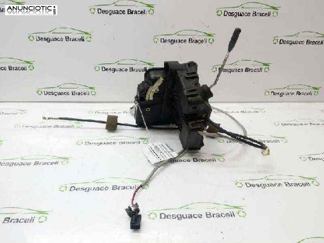 Cerradura puerta del. der. mercedes