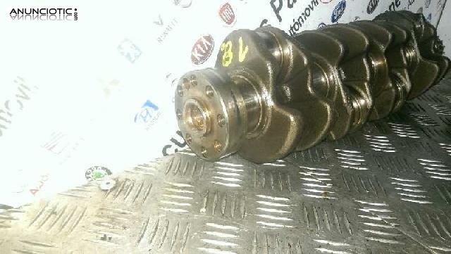 102479 cigue&ntilde;al ford focus berlina ghia