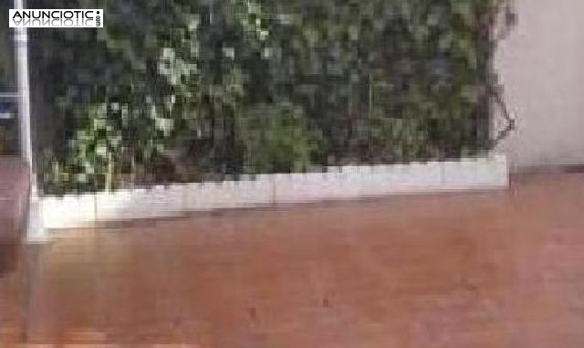 Venta de chalet de esquina en urbanizaci&oacute;n pri 