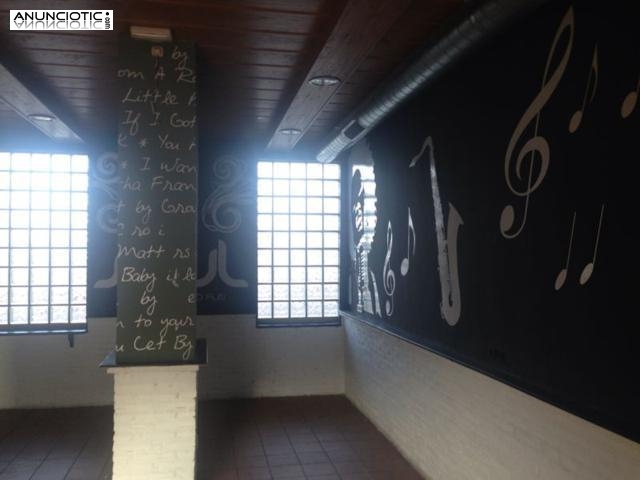 En alquiler Cafeter&iacute;a sin s/h 65m&sup2; con terraza en zona principal de  La Gar