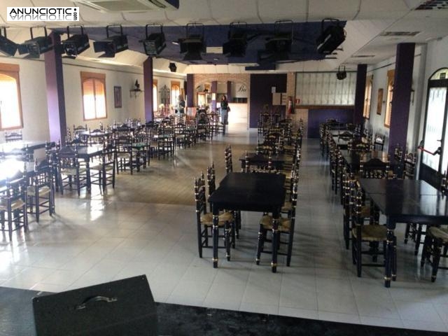 Alquiler Restaurante � Sala de espect&aacute;culos 400m&sup2;  con posibilidad de terra