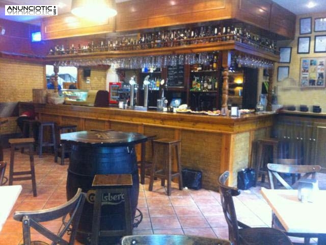 En venta Bar Restaurante 180m&sup2; en Oporto - Carabanchel