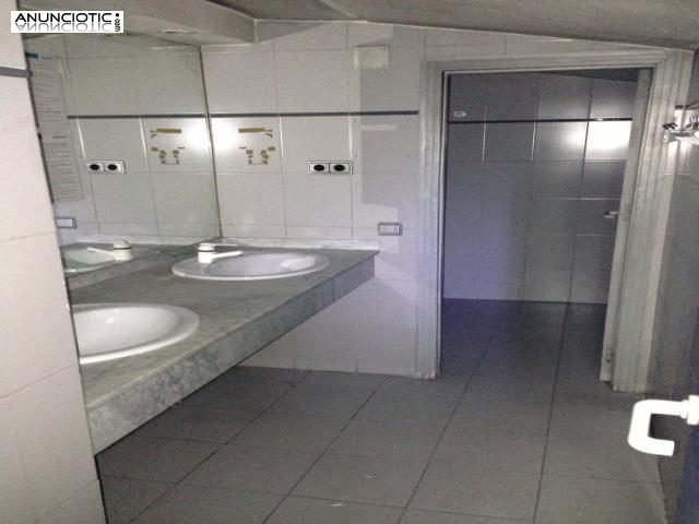 Alquiler local comercial 140m&sup2; en la milla de oro comercial de  Alcorc&oacute;n