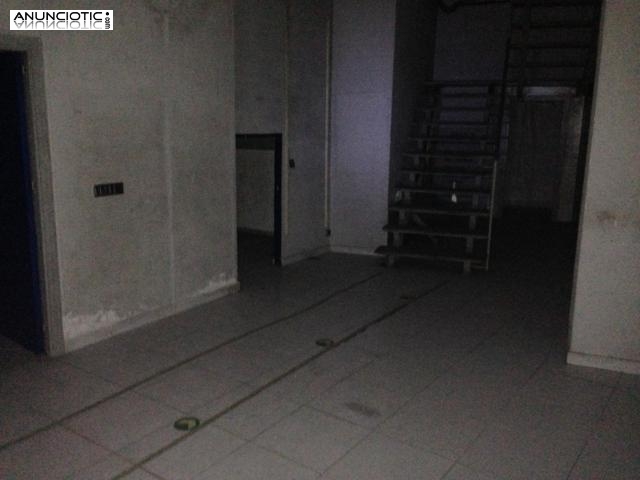 Alquiler local comercial 140m&sup2; en la milla de oro comercial de  Alcorc&oacute;n