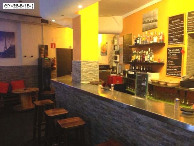 Traspaso Bar con s/h 76m&sup2;  en Tribunal