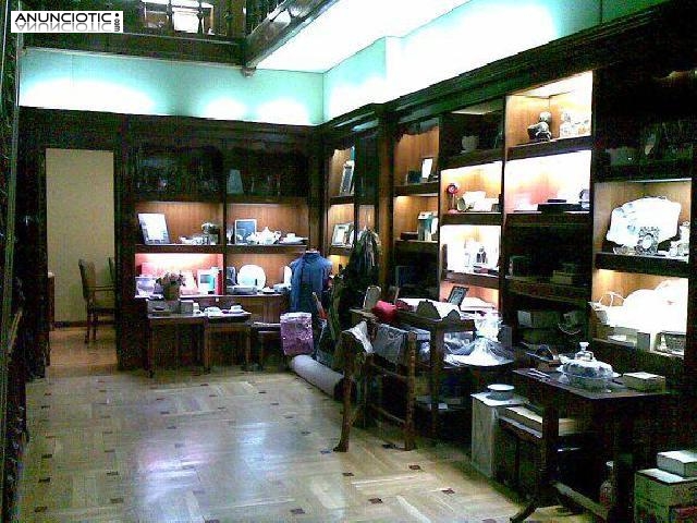 En alquiler local comercial  350m&sup2; en la mejor zona de Chamber&iacute;