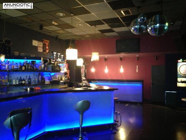 Traspaso Bar de Copas 190m&sup2;  en  zona B&ordm; de Salamanca