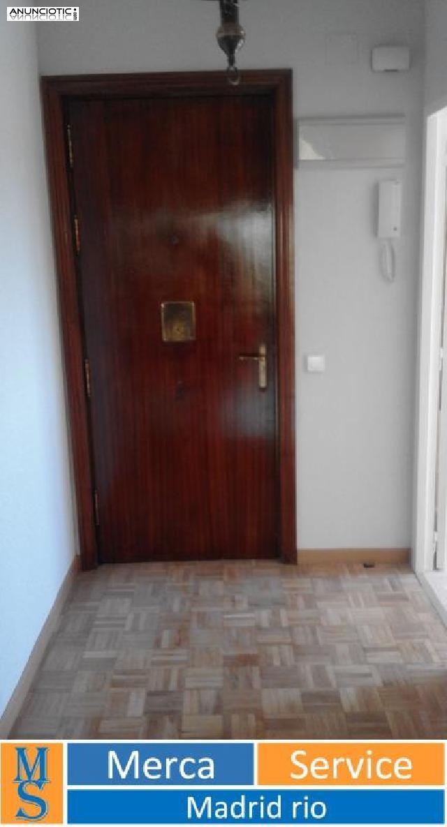 Parquet amplia terraza 4 habitaciones 1 ba&ntilde;o 1