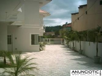 En BRAZIL-FLORIAN&Oacute;POLIS-Playa Canasvieiras-CASA en Condom c/Financiamiento p/Extranjeros