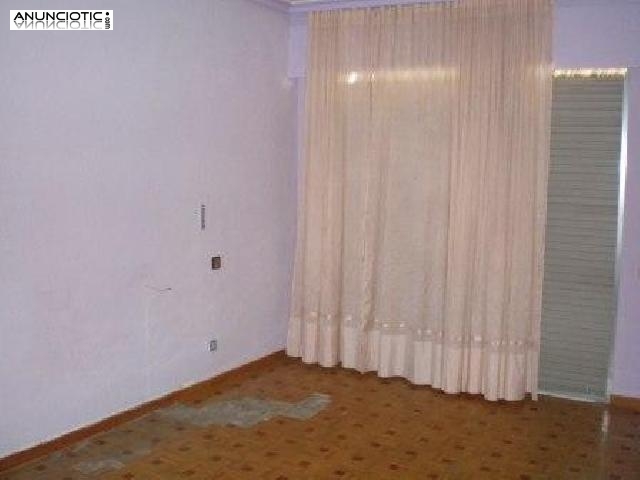 Piso en venta en c/ san nicasio, legan&eacute;s