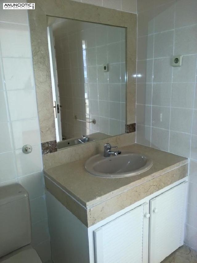 Piso muy luminoso, reci&eacute;n reformado, con cocin