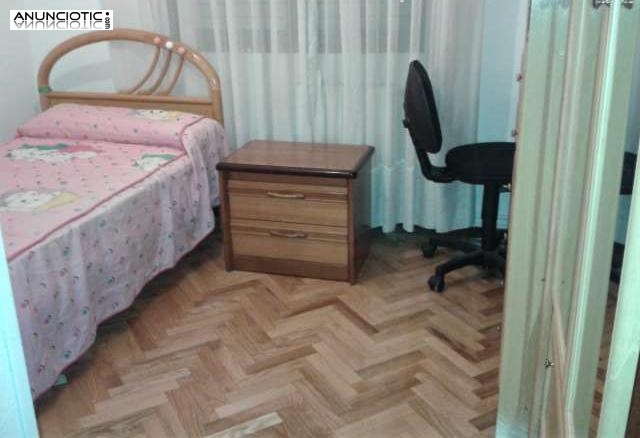Alquiler piso c&eacute;ntrico para universitarios