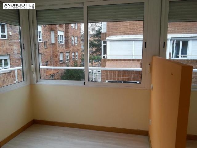 Excelente iluminaci&oacute;n y zona