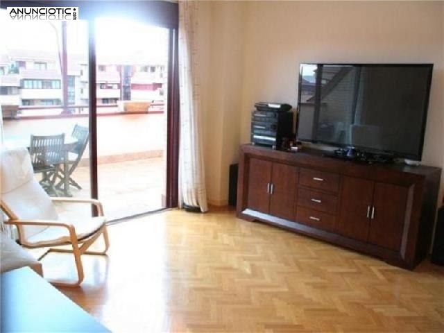 Se alquila piso en rozas de madrid (las)