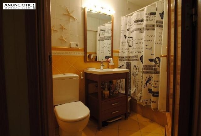 Estupendo piso - 2 dormitorios - desv&aacute;n