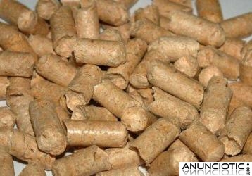 pellets de madera y briquetas de carb&oacute;n para la venta.