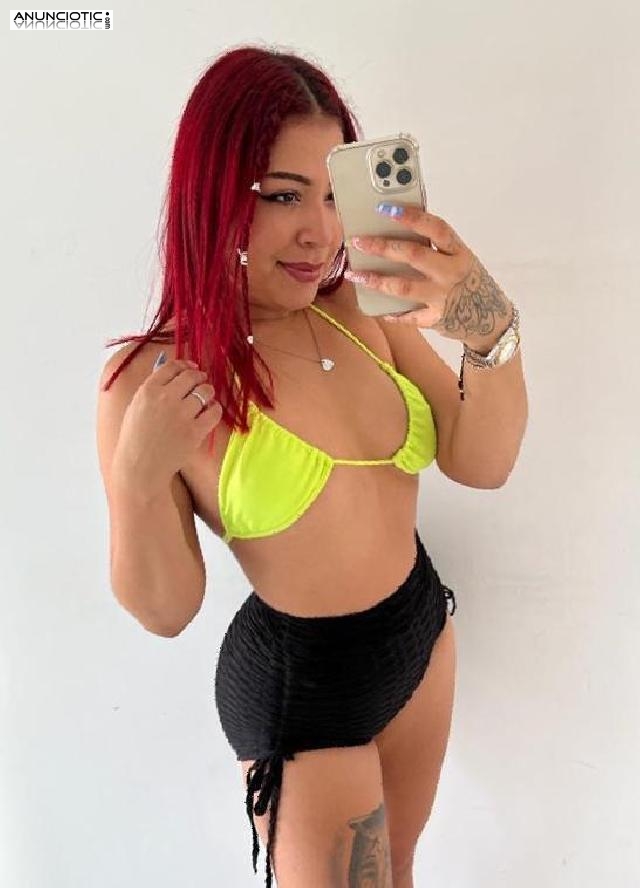 Amiguitas juguetonas y tarjeta de cr&eacute;dito viciosas 24