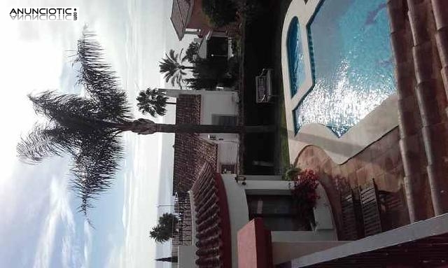 Rom&aacute;ntico villa en estepona de 291 m2