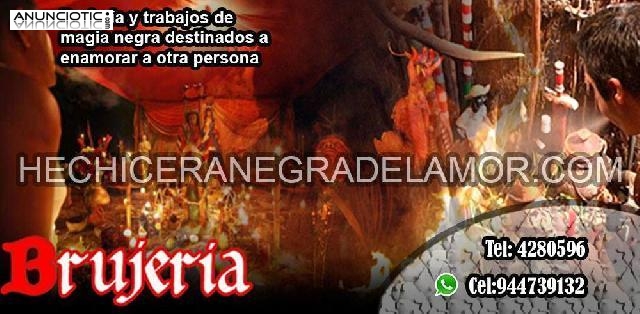  �Sospecho que mi marido me enga&ntilde;a con su amigo 