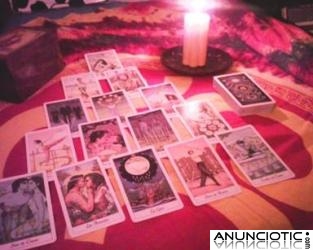 Tarot por tel&eacute;fono y tarot presencial