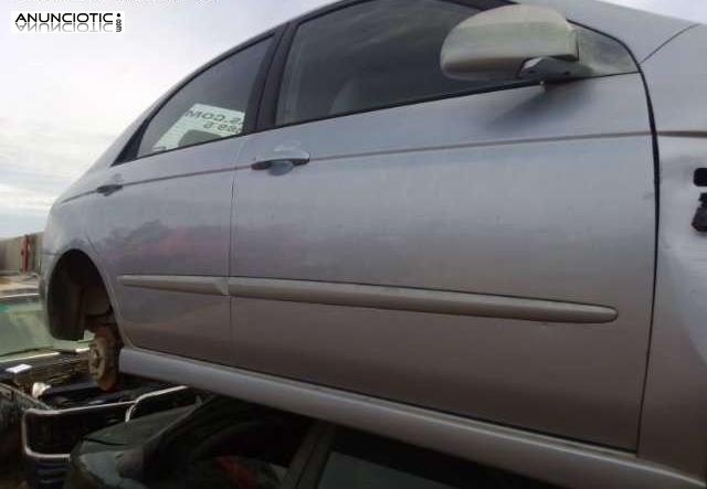 Kia cerato a&ntilde;o 2004