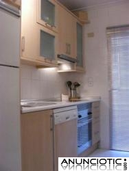 MALECON Piso 3 dorm, amueblado.2 ba&ntilde;os, garaje, bonitas vistas. Comunidad y Agua Incluida.