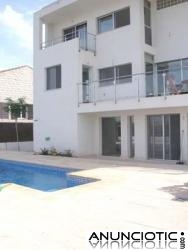 LA ALCAYNA Bonito Chalet de dise&ntilde;o, 5 Dorm, Piscina. S&oacute;tano. 541 Mts de Parcela