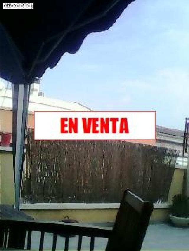 Se vende &aacute;tico confortable en santomera