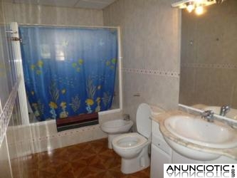 FOR SALE FLAT 4 BEDROOMS IN BARINAS,ABANILLA CENTRIC 220M