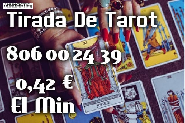 Tirada De Tarot De Cartas  |  Tarot 806 00 24 39