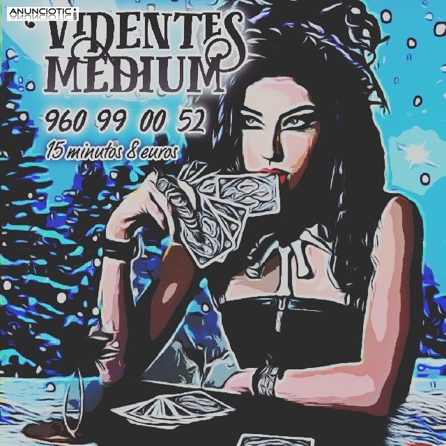 TAROT 30 MINUTOS 14 EUROS VIDENTES Y M&Eacute;DIUM *