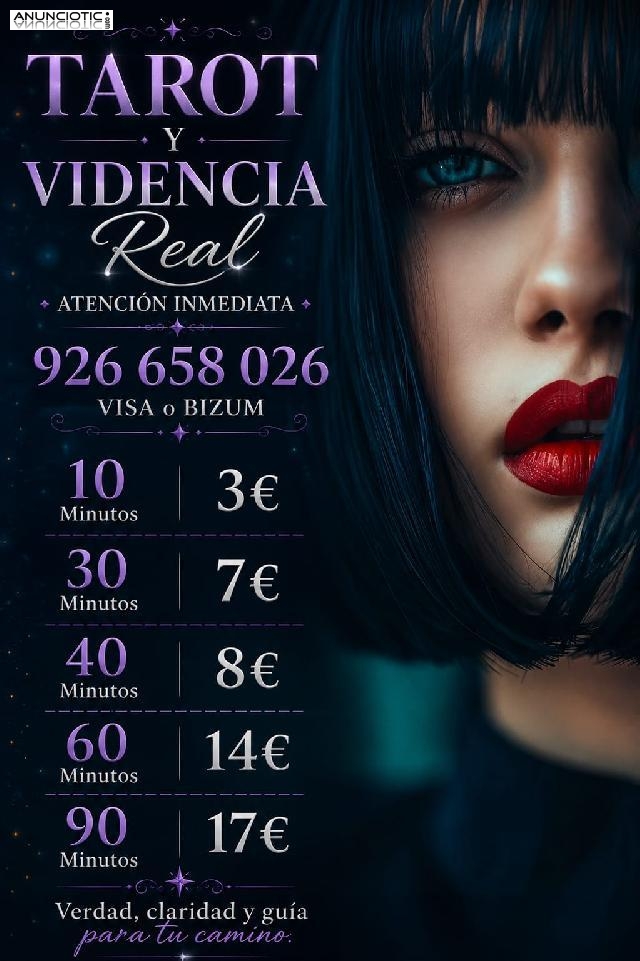 Presente y futuro.  Tarot y videntes tel&eacute;fonico