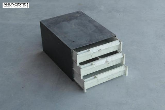 Archidor de pl&aacute;stico vintage