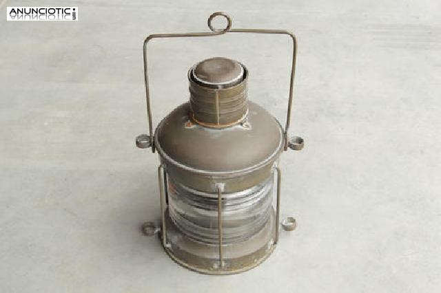 Farol n&aacute;utico antiguo