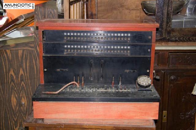 Antigua centralita telef&oacute;nica