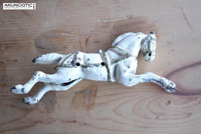 Peque&ntilde;o caballo