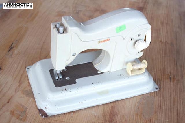 M&aacute;quina de coser de juguete